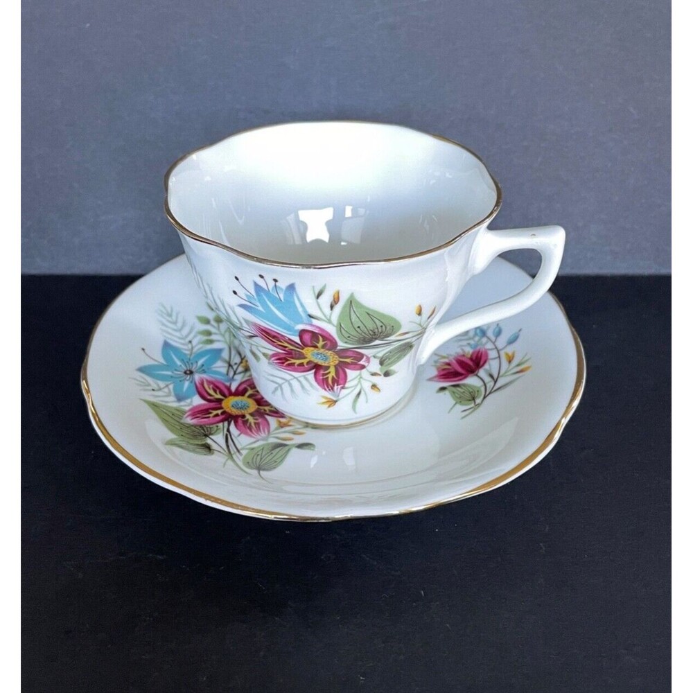 Aynsley / Royal Imperial Floral Gold Trim Tea Cup and Saucer England